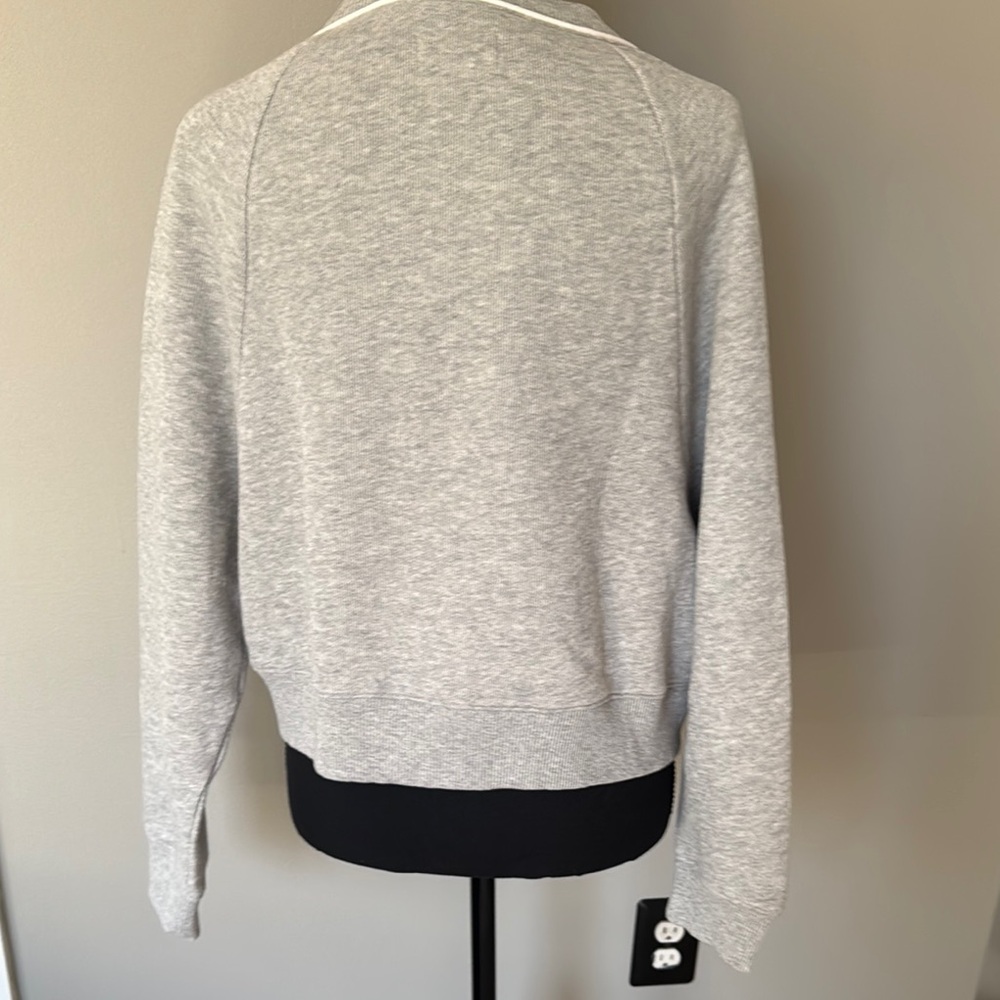 American Eagle Outfitters - Gray Button-Up Women's Sweater - Picture 3 of 8